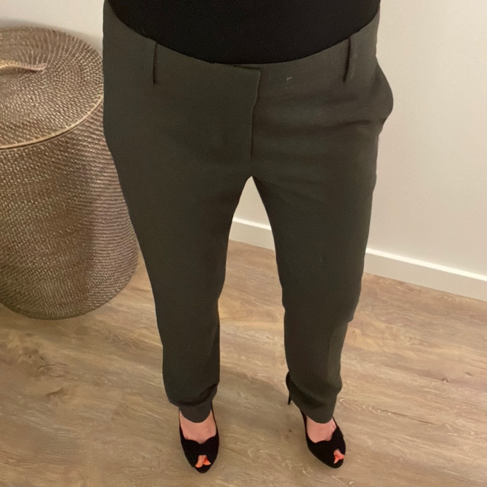 Theory Size 4 Gray Wool Slacks 🌚 - Picture 2 of 9